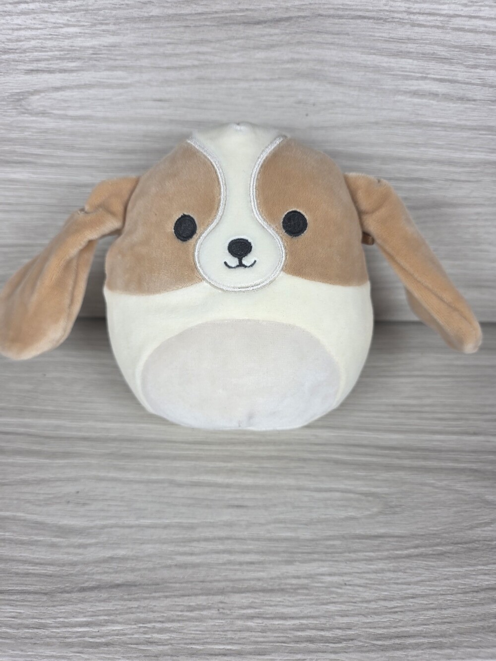 Squishmallows Adela the Basset Hound Plush Dog 7" Light Brown Cream SU50